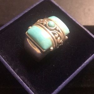 .925 Turquoise & Scrolled sterling silver 14.3g ring size 7